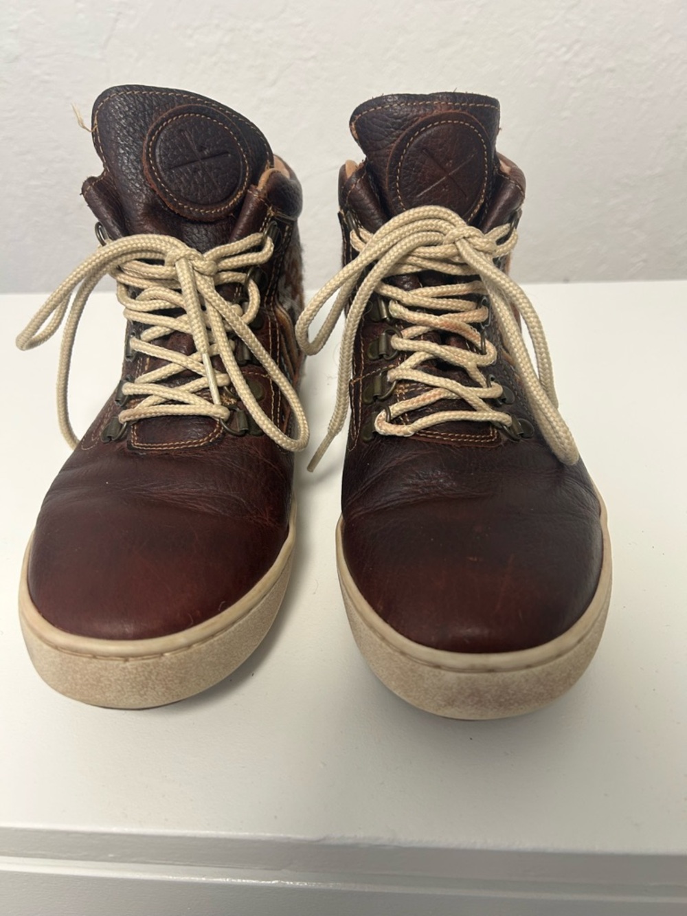 inkkas Brown Leather High-Top Sneakers with Cream Laces